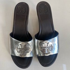 Tory Burch Silver Metallic Leather Slides